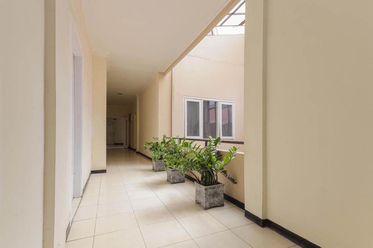 Hotel Jawa Surabaya Exterior photo