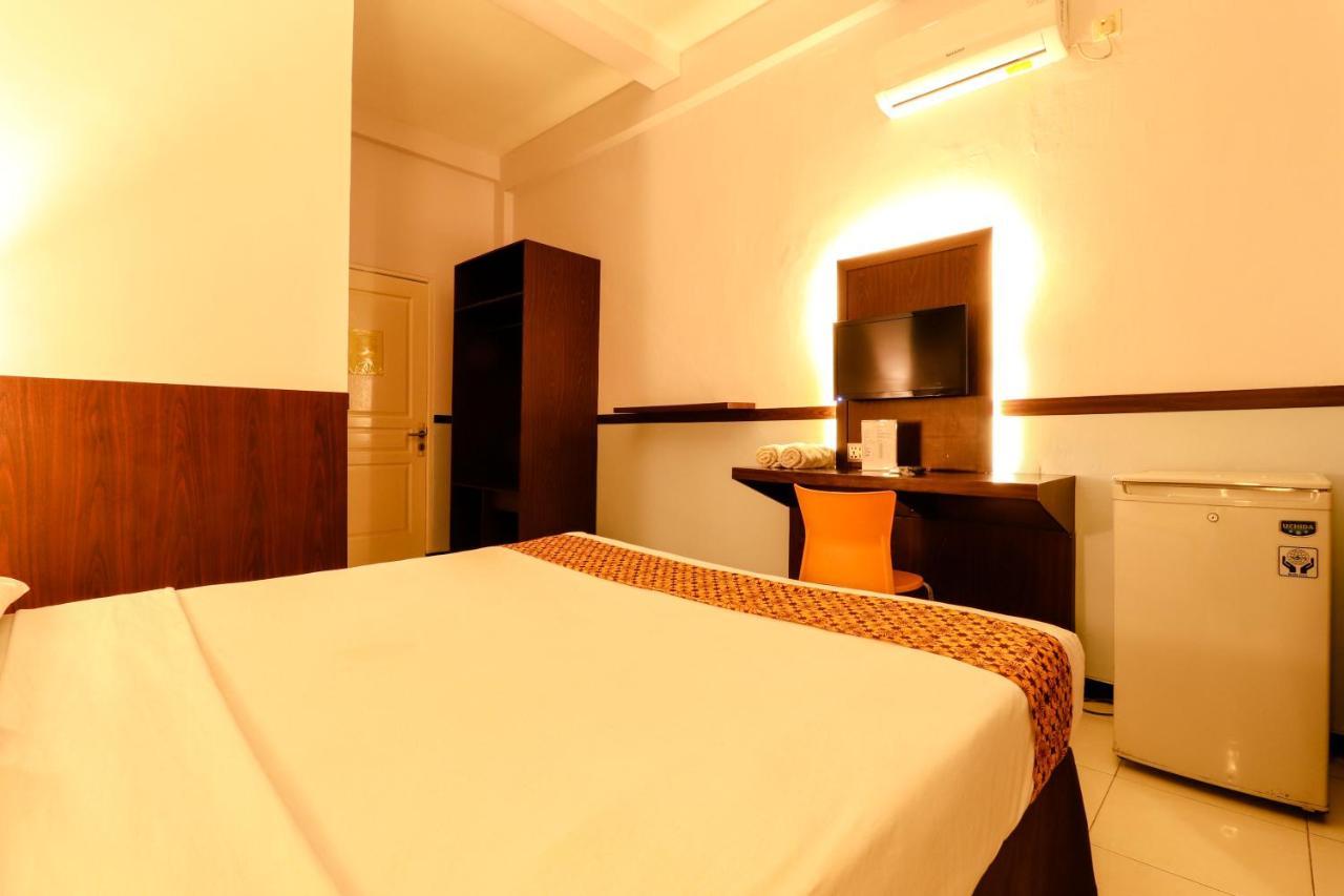Hotel Jawa Surabaya Exterior photo